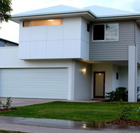Petrie Beach Holiday Home - Holiday Find
