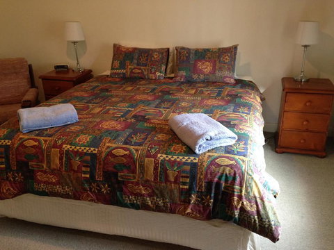 Pinkerton Hill Naracoorte - Holiday Find 1