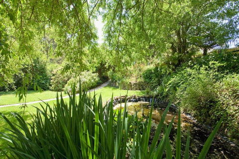 PLUM TREE COTTAGE - Spa Cottage With Woodfire - Holiday Find 3