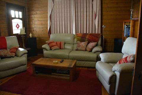 Portarlington Vicarage - Holiday Find 3