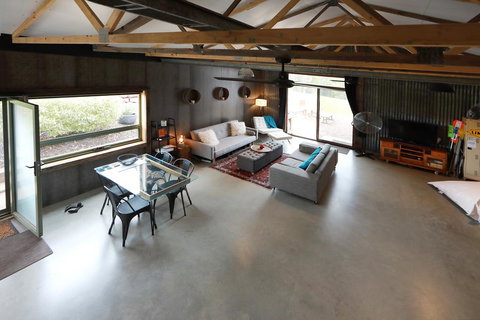 Powerhouse @ Eagles Rise - Holiday Find 0