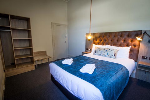 Pretoria Hotel - Holiday Find 1