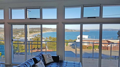 Primrose Sands Panorama - Holiday Find 0