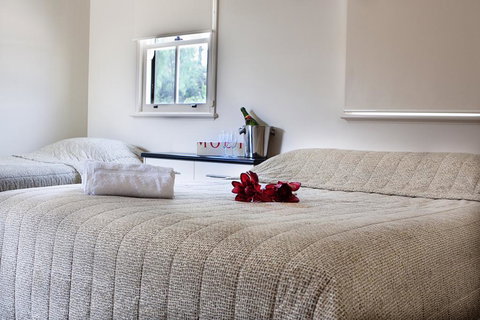 Prince Of Wales Hotel Gulgong - Holiday Find 0