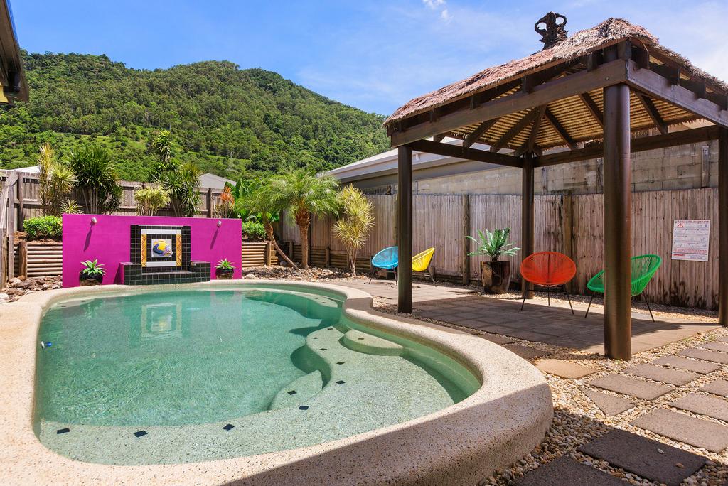Bungalow QLD Holiday Find