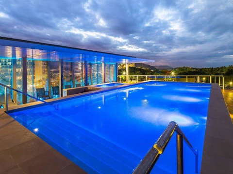 Privately Owned Hotel Room By Cairns Marina 222 - Holiday Find 3