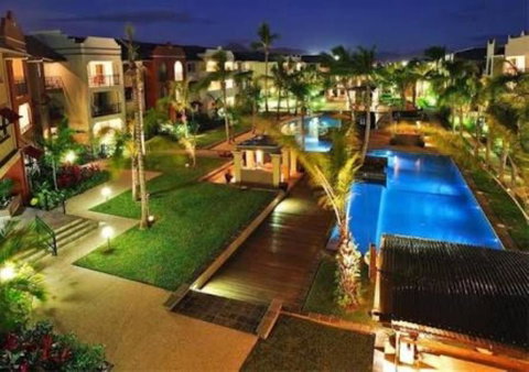 PURE PARADISE (I690) L'Abode - Holiday Find 1
