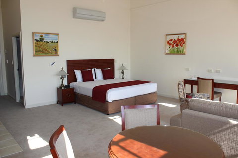 Quality Hotel Regent Rockhampton - Holiday Find 1