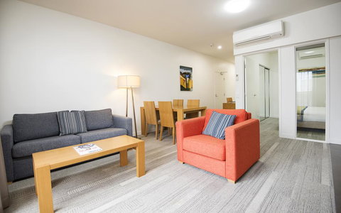 Quest Mackay - Holiday Find 3