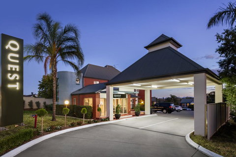 Quest Tamworth - Holiday Find 0