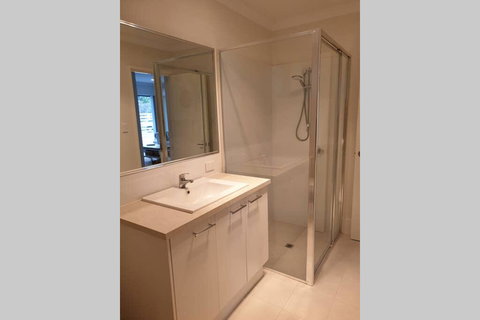 Quiet Apartment Walking Distance To Restaurants - Holiday Find 2