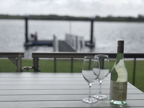 Quiet River Front Escape Walk To Ocean Street & Shops - Holiday Find 0