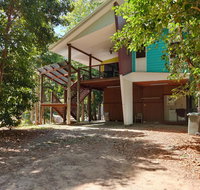 Rainforest Retreat - Holiday Find