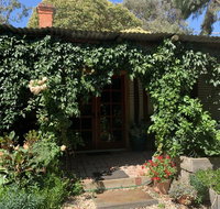 Red Hill Cottage - Holiday Find
