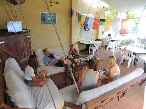 Reef Lodge Backpackers - Holiday Find 1