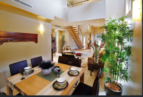 Resort Living With Private Pool Sleeps 8 - Holiday Find 1