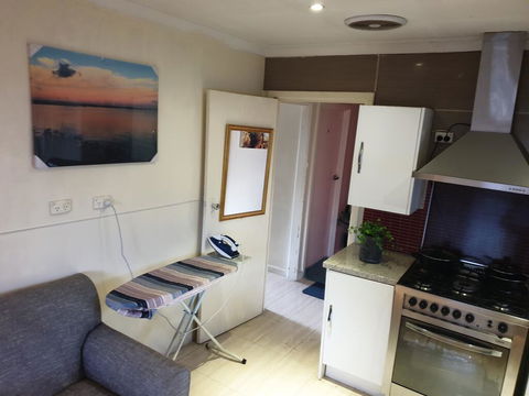 Retro Style Home Stay - Holiday Find 3