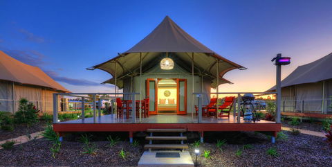 Rivershore Resort - Holiday Find 0