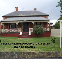 RJ's Bed  Breakfast - Holiday Find