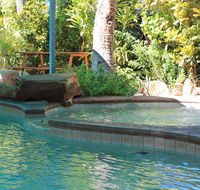 Roey Backpackers and Party Bar - Holiday Find