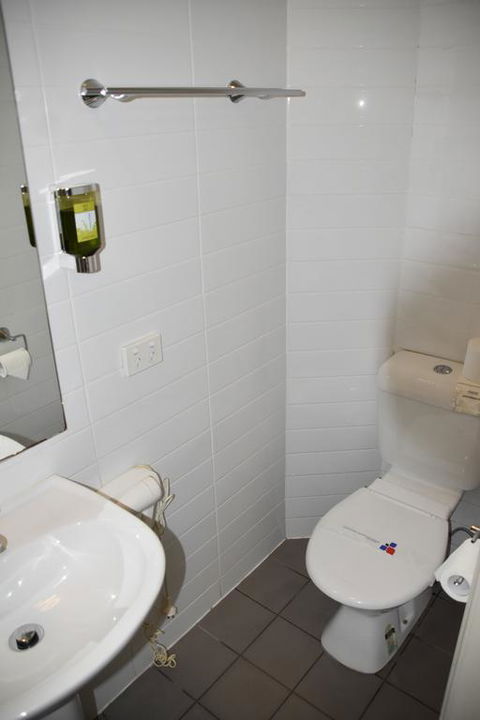 Royal Hotel Motel Gympie - Holiday Find 3