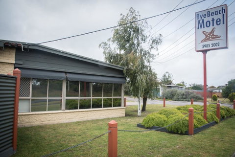 Rye Beach Motel Australia - Holiday Find 1