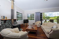 Book Mount Samson Accommodation Vacations Holiday Find Holiday Find