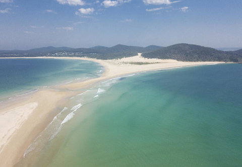 Samurai Beach Bungalows - Port Stephens YHA - Holiday Find 2