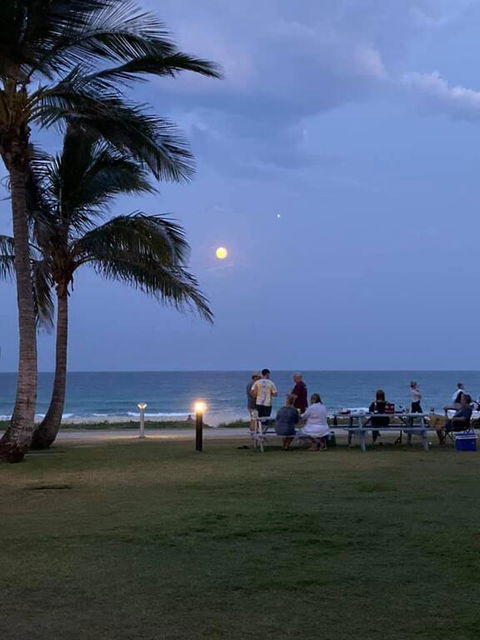 San Simeon Beachfront Apartments Tugun - Holiday Find 3