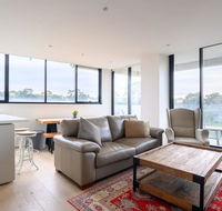 Sanctuary Resort-Style on the Banks of the Yarra - Holiday Find