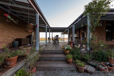 Sanctuary@Waratah - Holiday Find 1