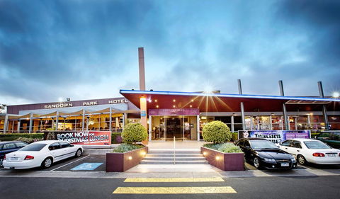 Sandown Park Hotel Noble Park - Holiday Find 0