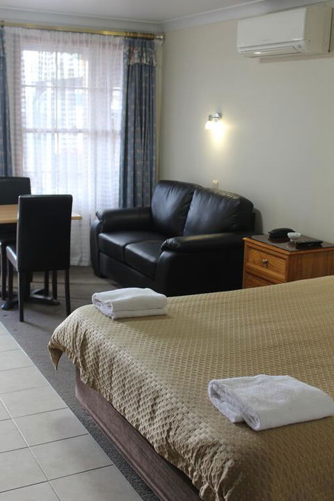 Sandstock Motor Inn Armidale - Holiday Find 3