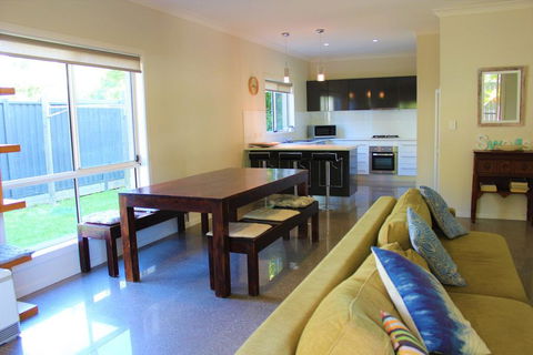 Sawtell Swells - Holiday Find 2