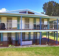 Sea Dream - Pet Friendly - 1 Min Walk to Beach - Holiday Find