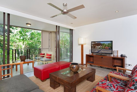 Sea Temple Palm Cove Apartment 213 - Holiday Find 1