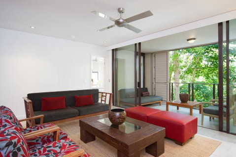 Sea Temple Palm Cove Apartment 213 - Holiday Find 3