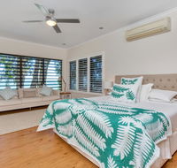 Seascape Luxury Beachfront House - Holiday Find