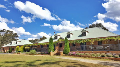 Secret Valley Escape - Holiday Find 2