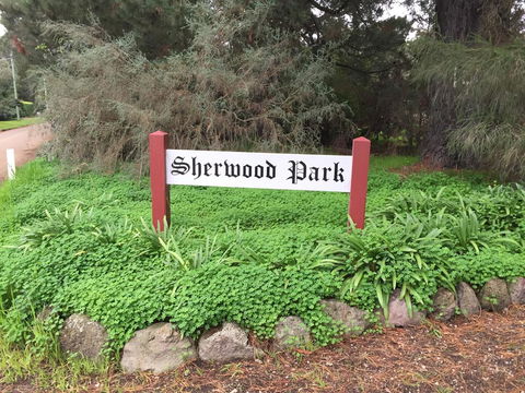 Sherwood Park - Holiday Find 0