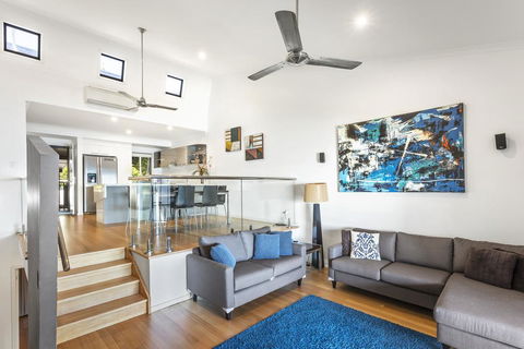 Shorelines 23 On Hamilton Island - Holiday Find 1
