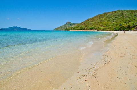 Shorelines Waterfront Hamilton Island - Holiday Find 1