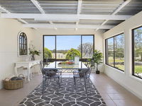 Silky Oak Cottage - cosy with country views