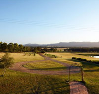 Silver Springs 4br Cottage with Wifi Views Olives and Space . Fireplace Views Olives and Space - Holiday Find