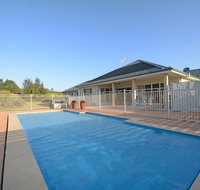 Silver Springs 6br Luxury Homestead with Wifi Pool. Fireplace Views Olives and Space - Holiday Find