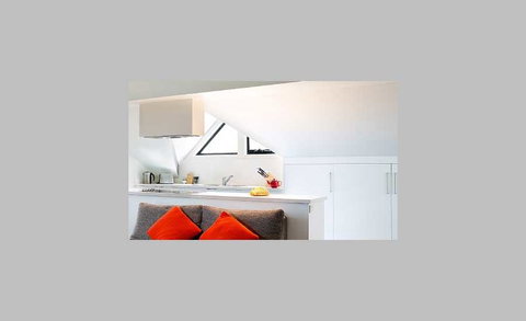 Silverski Rooms And Apartments - Holiday Find 1