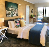 SilverWaters Waterfront Accommodation - Holiday Find