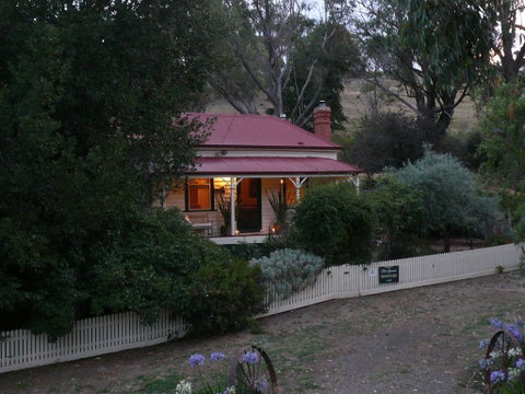 Sinnamons Cottage - Holiday Find 0