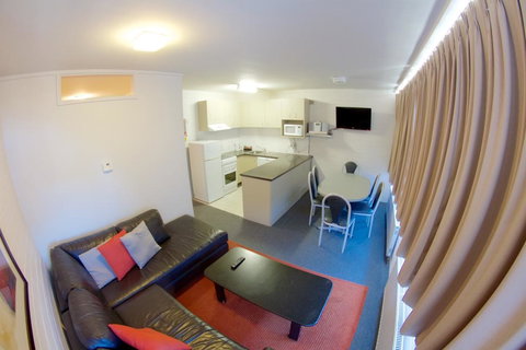Snow Ski Apartments 27 - Holiday Find 1