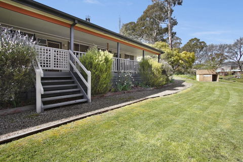 Snowstream Riverside Apartments - Unit 2 - Holiday Find 1